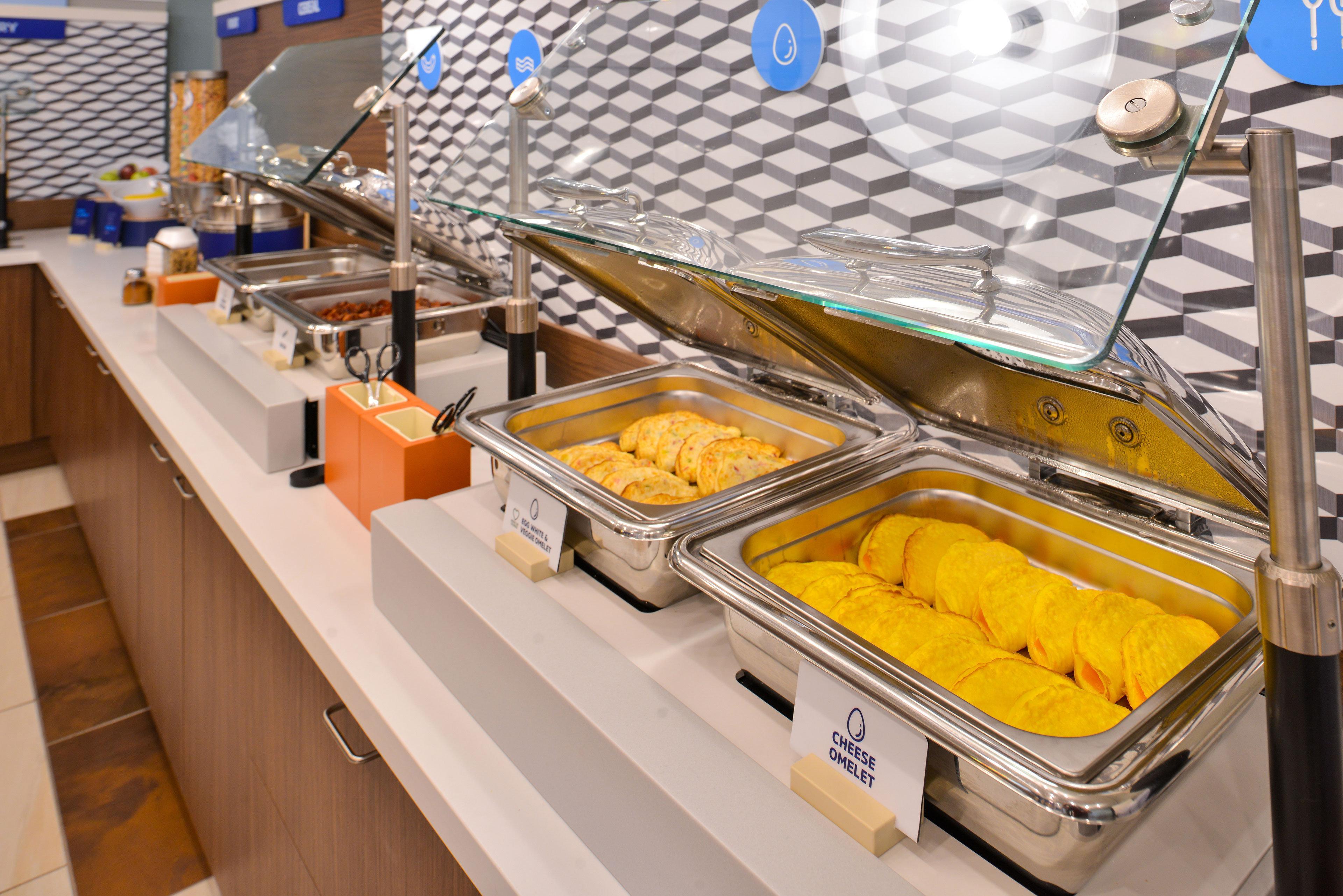 Holiday Inn Express & Suites Cold Lake By Ihg Buitenkant foto